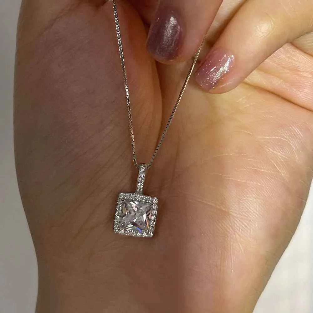 925 Sterling Silver Necklace Charm Jewelry - Super Flash Square Zircon Pendant - Xm389