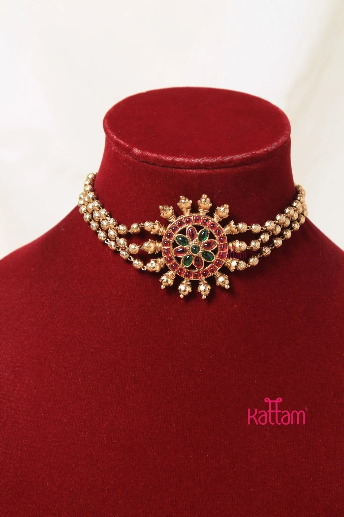 Budgetted Chakra Pearl Choker - Ruby Green