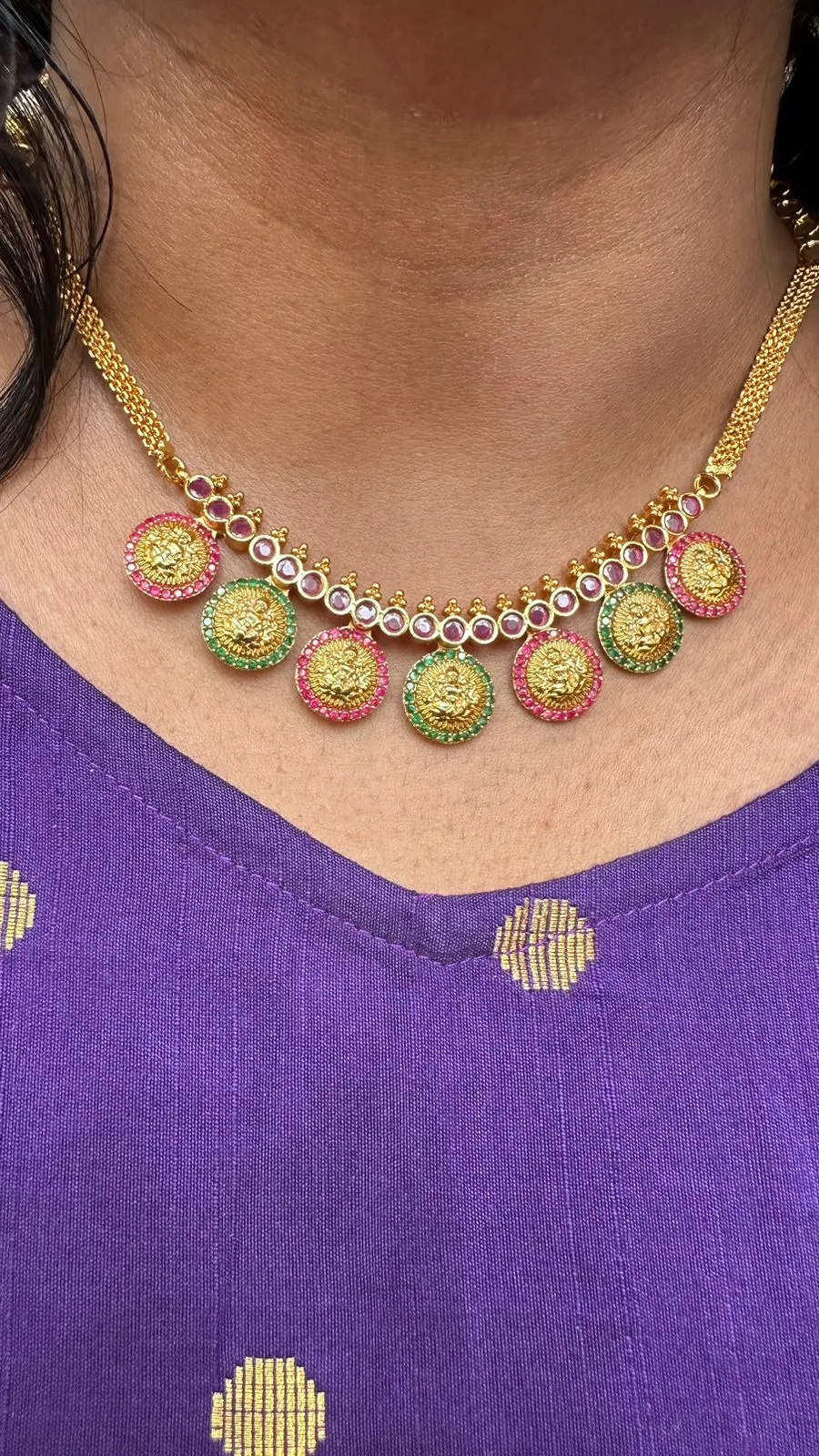 Goddess Red Green Stone Short Necklace