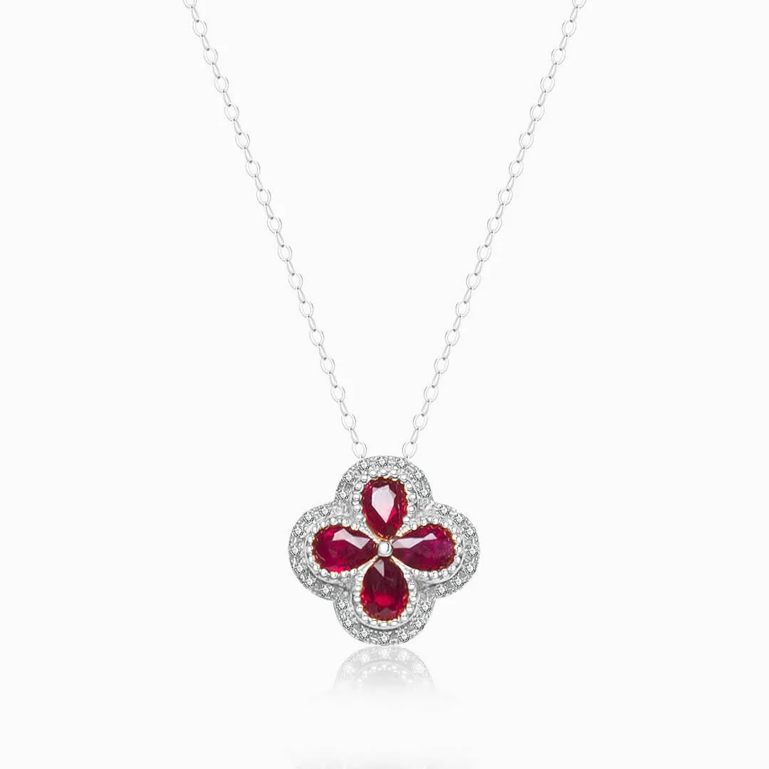 Trébol Rojo Ruby Pendant Necklace
