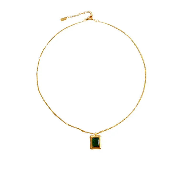 VAIGE Elegant Emerald Square Pendant Necklace